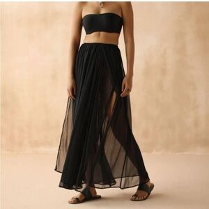 Fara Skirt free flow chiffon blacked paneled
